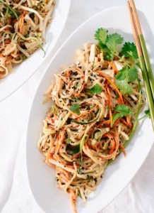 Thuong thuc mon chay Pad thai da hoan thanh 