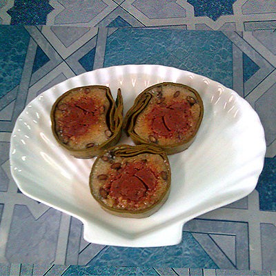 Món chay:Bánh tét chay nhân chuối.
