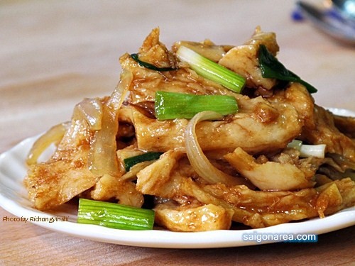 Mon chay mì căn xào gừng non