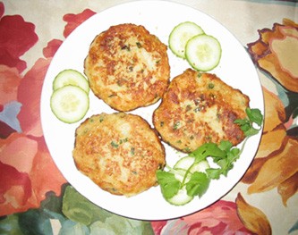 Chả cá chay chiên mè