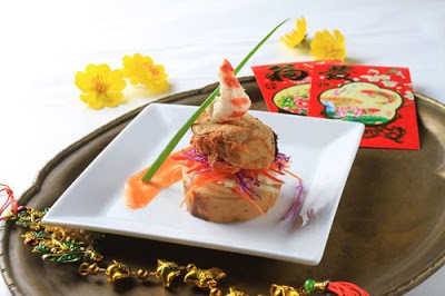 Thưởng thức món chay : Phi-lê cá xốt cam.