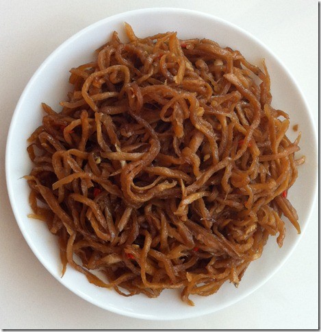 Ăn chay với món : Củ cải khô xào .