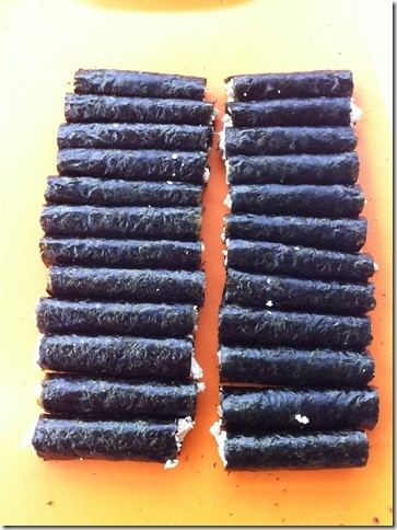 Món chay : Đậu hủ cuốn rong biển kho riềng .