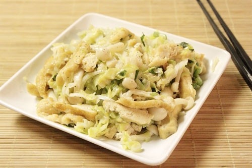 Bắp cải xào đậu phụ nấm món chay đơn giản mà ngon