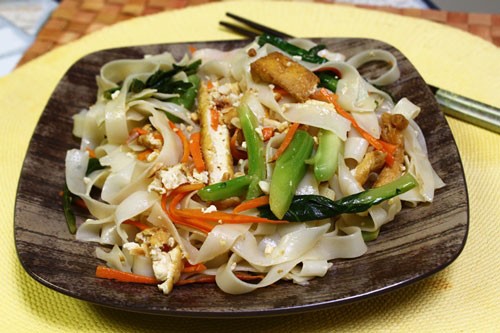 Món chay phở xào chay cho ngày lễ Phật Đản