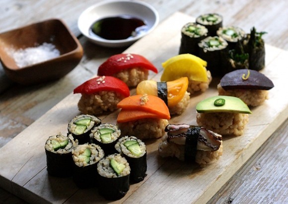 Sushi gạo lứt cho người ăn chay