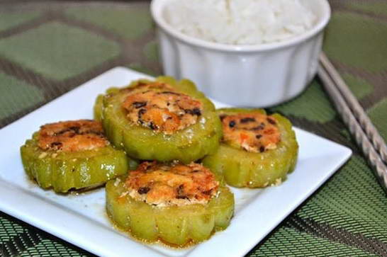 Ăn chay với món Mướp đắng kho